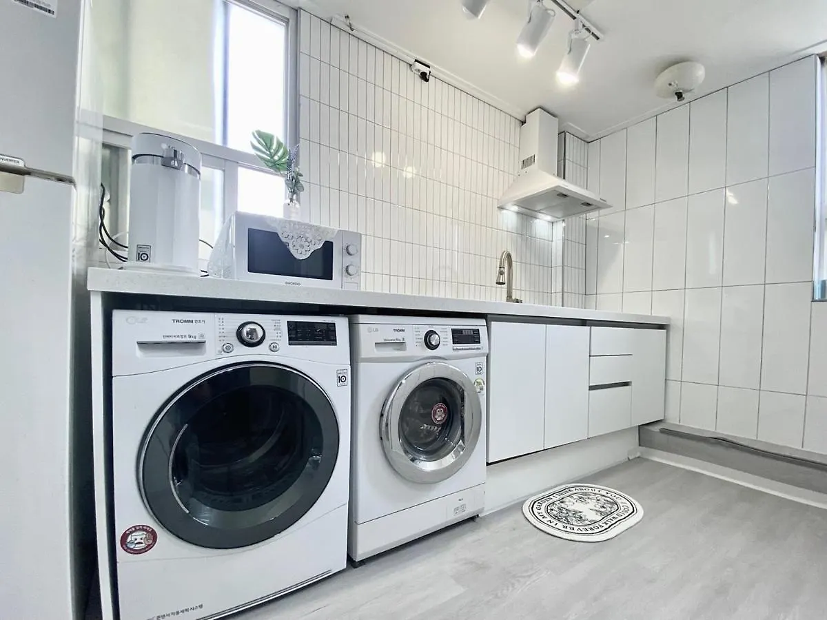 Sogeun House Female Only Hostel Seoul